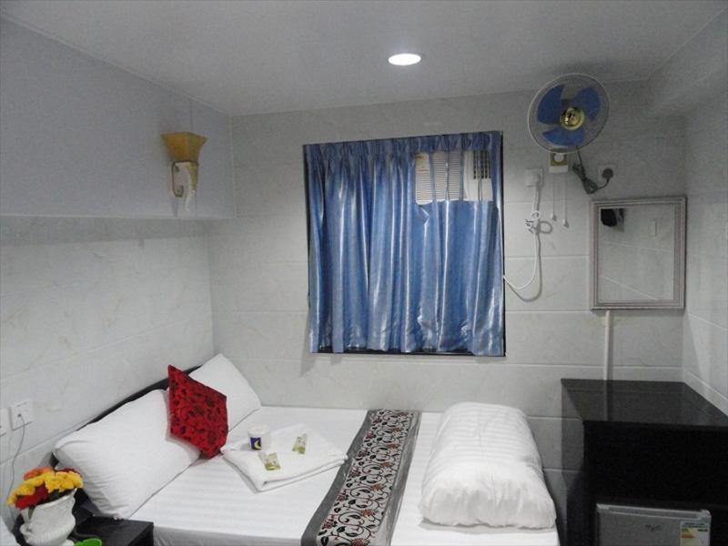 Paris Guest House Гонконг Экстерьер фото