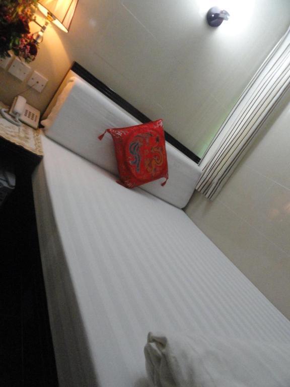 Paris Guest House Гонконг Экстерьер фото